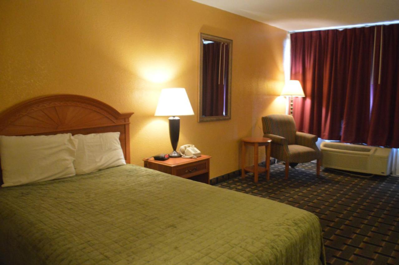Rodeway Inn Denmark-Jackson Δωμάτιο φωτογραφία