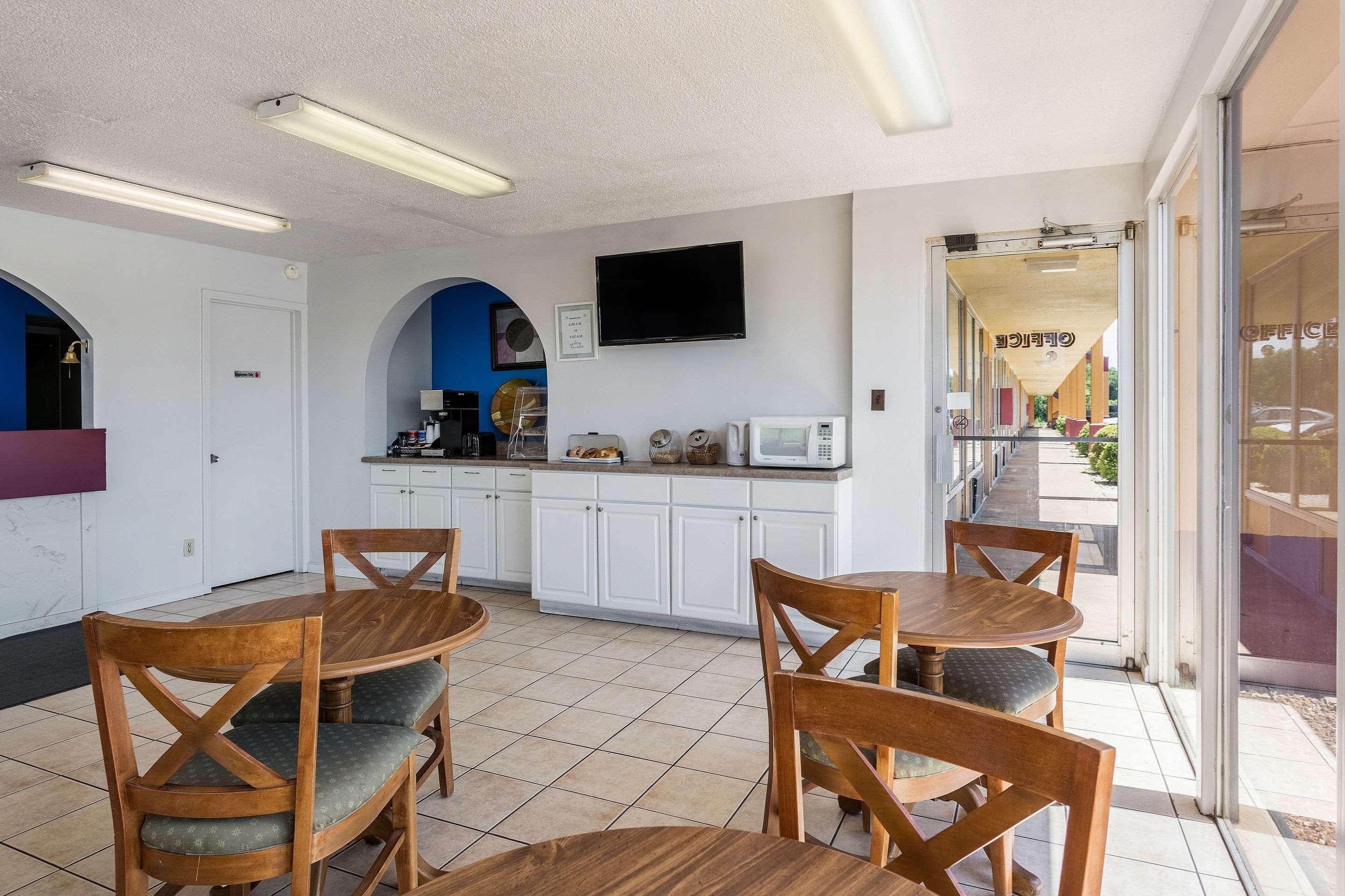 Rodeway Inn Denmark-Jackson Εξωτερικό φωτογραφία