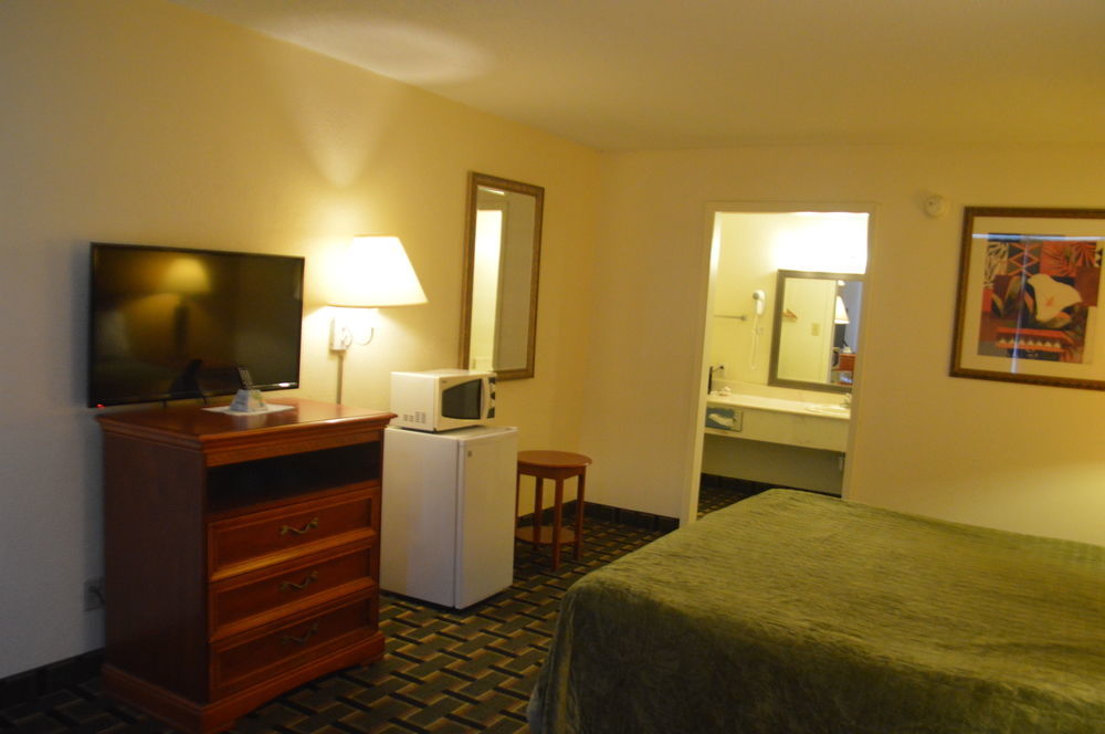 Rodeway Inn Denmark-Jackson Εξωτερικό φωτογραφία